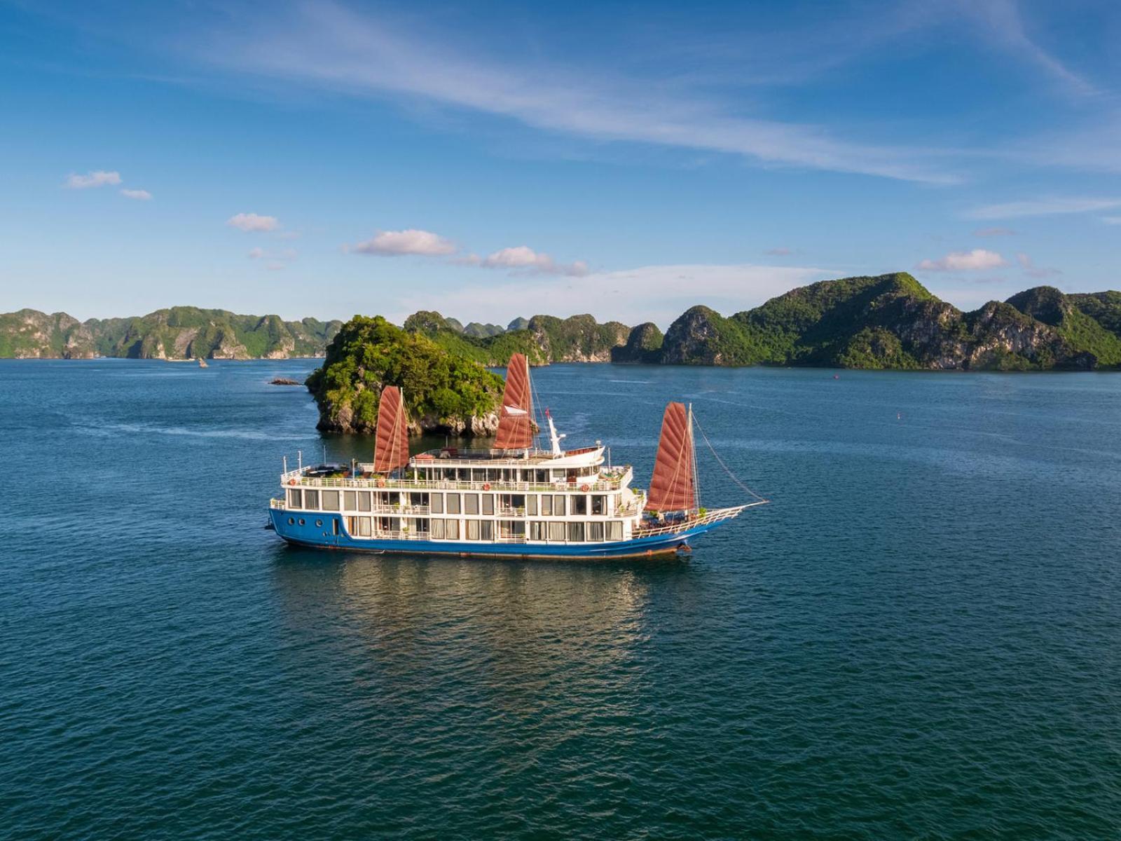 Lotus Boutique Cruise Hotell Ha Long Exteriör bild