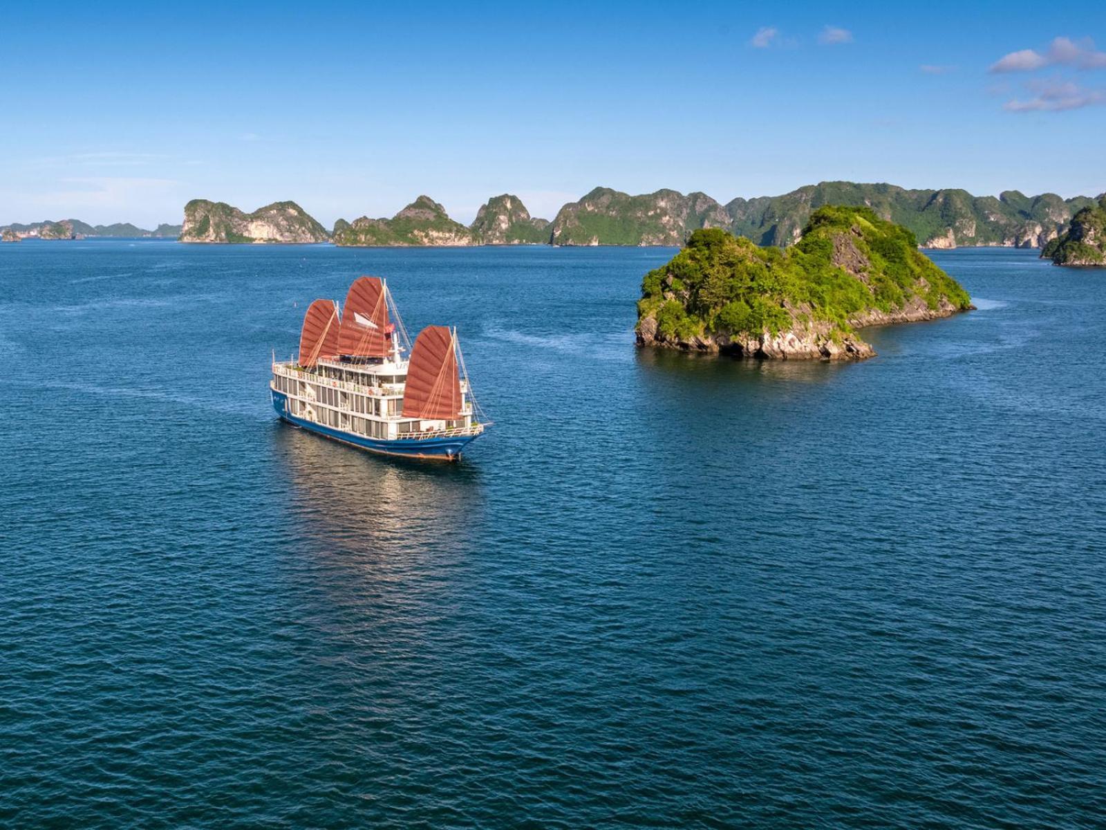 Lotus Boutique Cruise Hotell Ha Long Exteriör bild